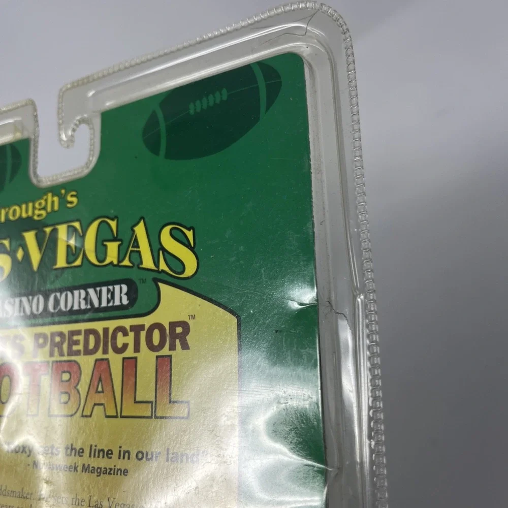 Las Vegas Casino Corner Football‎ Sports Predictor Roxy Roxborough MGA-815